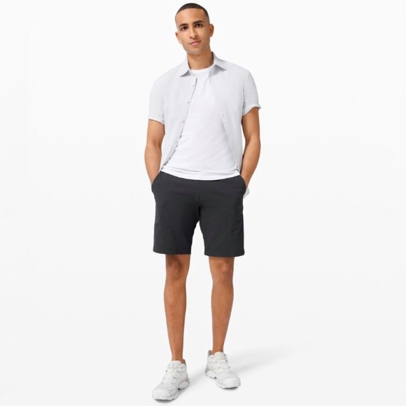 Lululemon Commission Short Classic 9" *Ventlight Mesh Obsidian - Picture 5 of 11